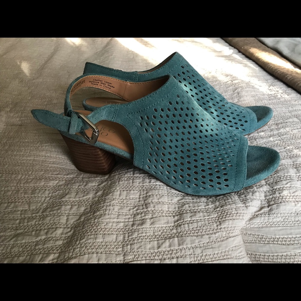 Franco Sarto Harlet 2 Suede Leather Perforated Dress Sandals Shoes